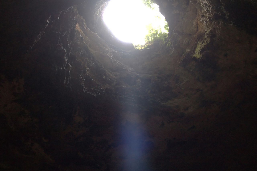 セブ観光でオススメの洞窟、Agta Cave in Argao, Cebu