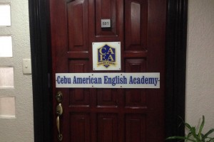 セブ・アメリカン・イングリッシュ・アカデミーは宿泊はホテルエイジアを利用。教室があるフロアの入口です。