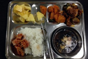 クラークHELPの食事はバギオと同じような韓国料理