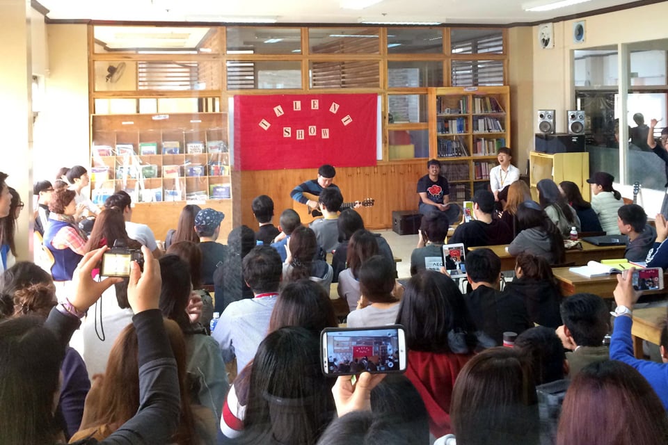 HELPロンロン校で韓国人と交流