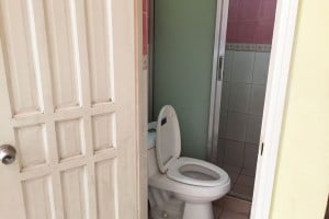 QQイングリッシュのITパーク校の学生寮のドミトリーのトイレ