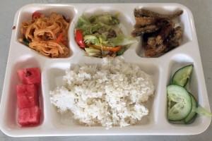 フィリピンで評判の日本人経営のCNE1の食事