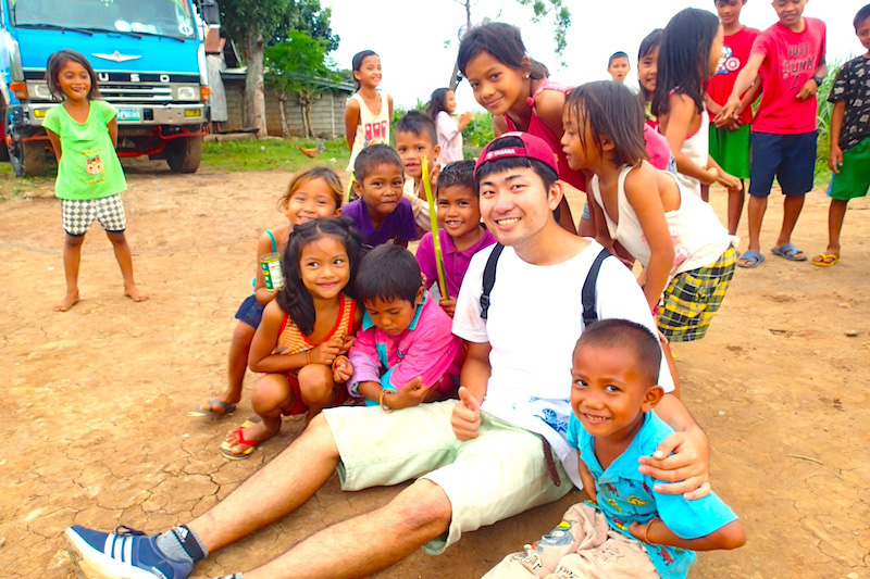 フィリピンの学校インターンでコミュニティ開発