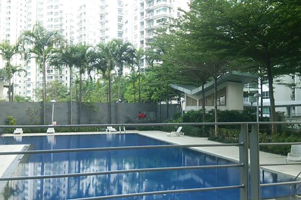マレーシアのスカイエデュ のプール