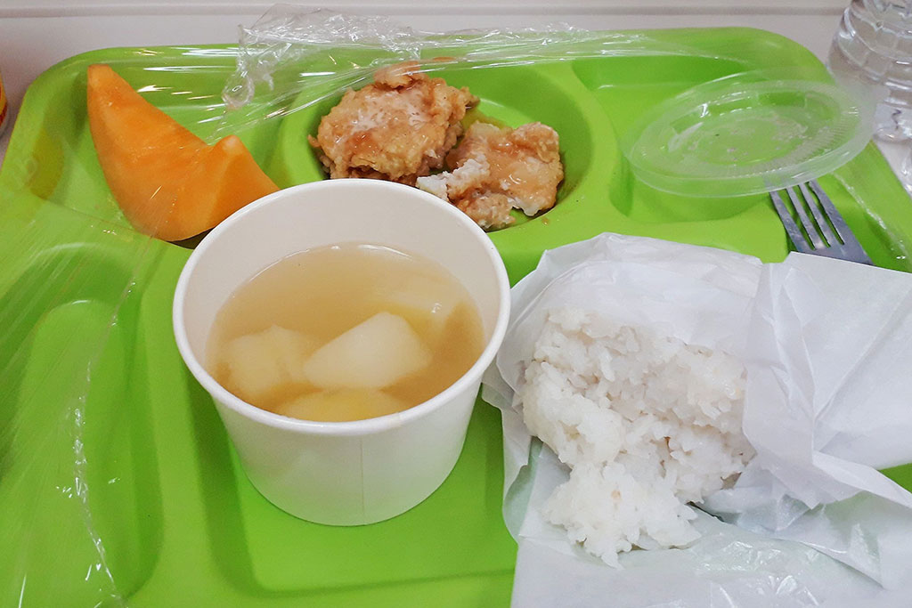 マニラの病院にデング熱で入院した時の食事