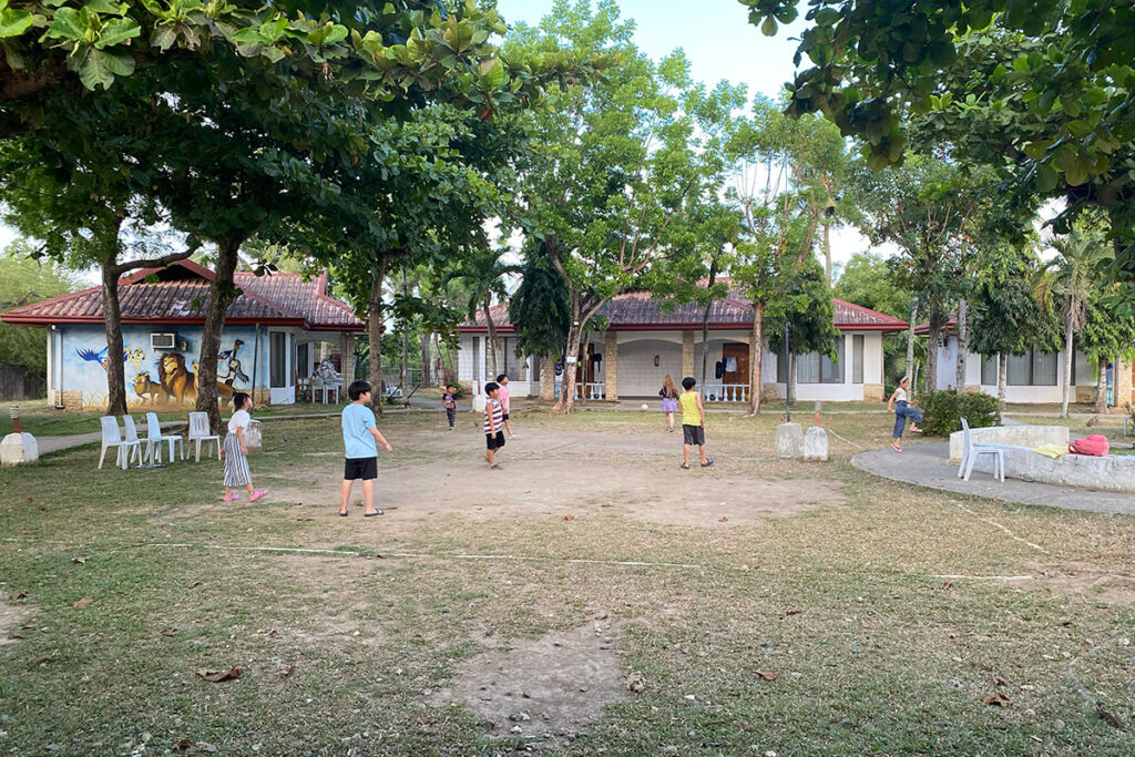 学校の広場